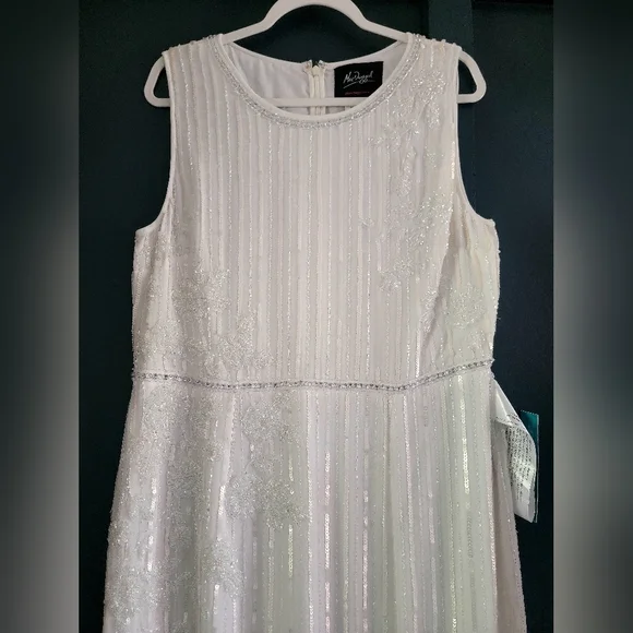 NWT Mac Duggal 70260 White Striped Beaded Floral Embellish Sleeveless Midi Dress - Picture 6 of 16
